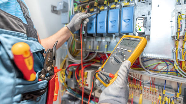 Best Affordable Emergency Electrician  in Johnstown, PA